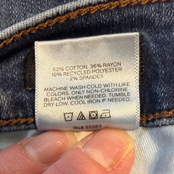 Express Women's Classic Straight Leg Blue Jeans - Picture 6 of 6